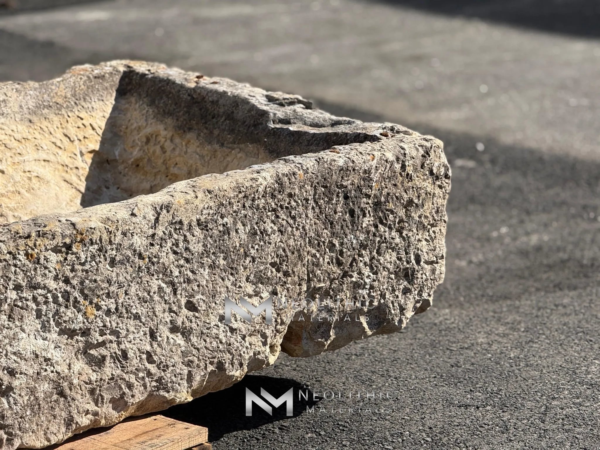 French Antique 18th Century Limestone Trough - Image 12
