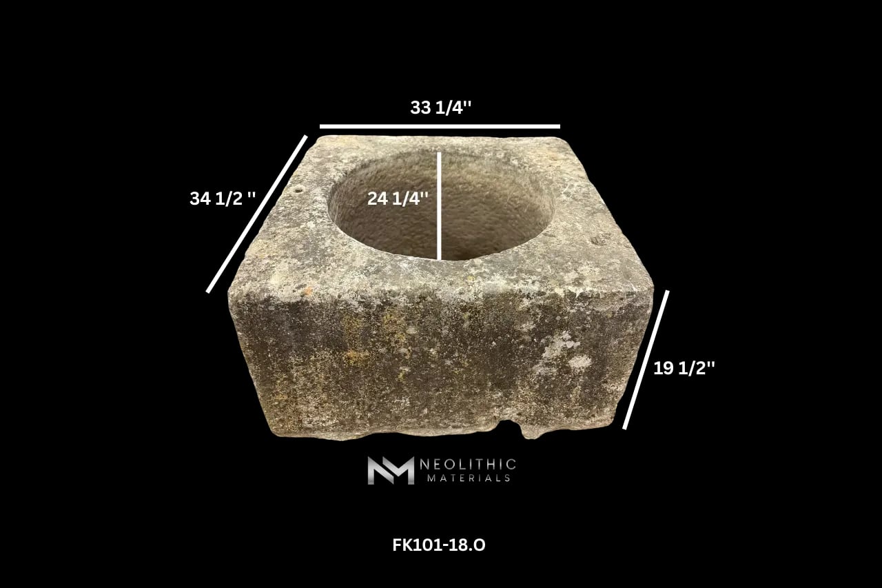 French Antique 19th Century Limestone Wellhead - Image 2