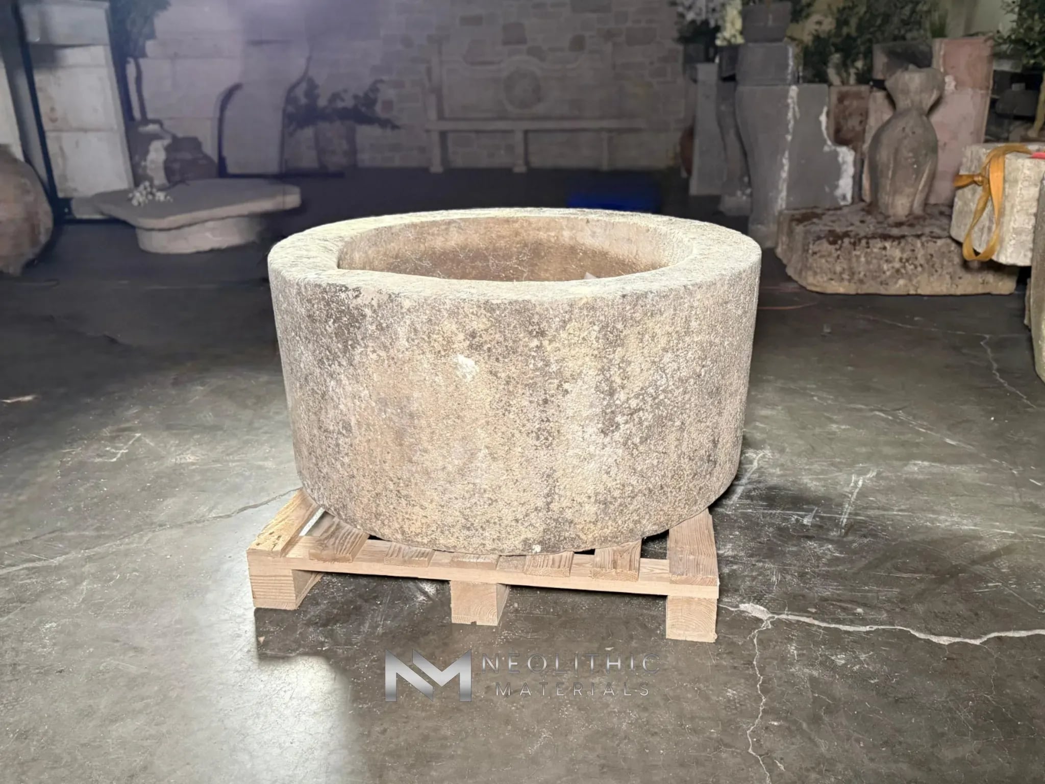 French Antique 19th Century Limestone Wellhead - Image 3