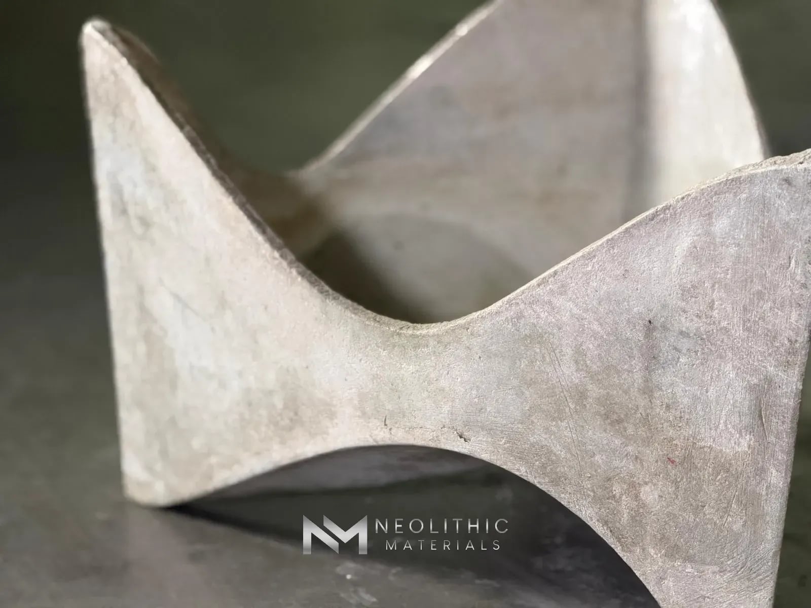 Willy Guhl Molar Planter - Image 4